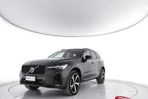 VOLVO XC60 B4 (d) AWD automatico Ultimate Dark