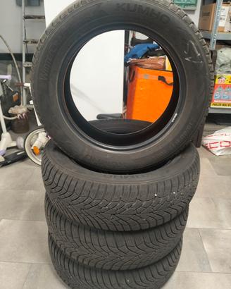 Treno 4 Gomme Invernali Kumho 215/60 R17 100V XL