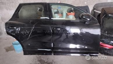 Musata audi q3 2020 2021 2022 porte sportelli