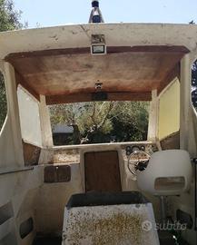 Gozzo in alluminio con pilotina motore entrobordo