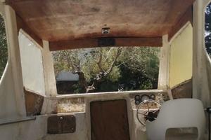 Gozzo in alluminio con pilotina motore entrobordo