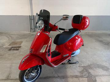 Vespa gts 300 hpe super 3100 km