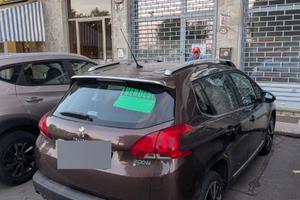 Peugeot 2008 anno 2014 1.6 e-HDi 115 CV, PERFETTA!
