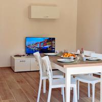 Elegante villetta indipendente con giardino