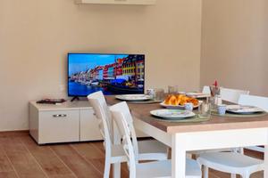 Elegante villetta indipendente con giardino