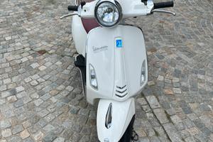 Vespa primavera 50 2014
