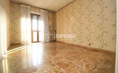 BILOCALE IN VIA STOPPIANI 4