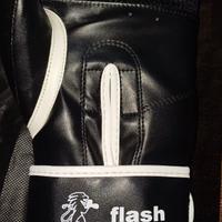 Guantoni da boxe e fasciature