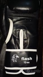 Guantoni da boxe e fasciature