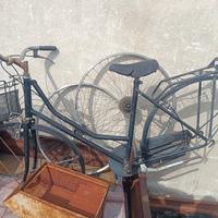 Corpo bici 26, con due cerchi.