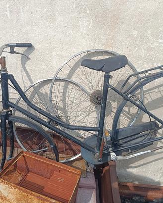 Corpo bici 26, con un cerchio 
