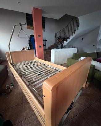 Letto motorizzato ospedaliero