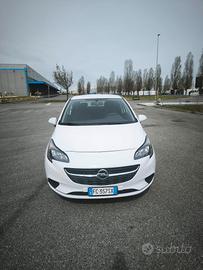Opel Corsa E in perfette condizioni 
