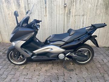 Yamaha T Max - 2012