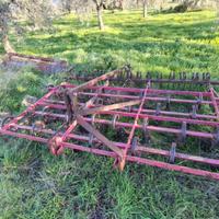 Vibrocoltivatore con rullo ad anelli