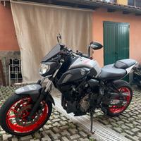 YAMAHA MT-07  2020 - 17300 km