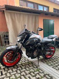 YAMAHA MT-07  2020 - 17300 km