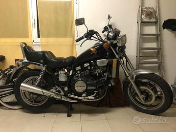Honda VF 750 - 1985