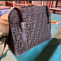 FENDIpregiataEraraBORSAiconicoZUCCAinTELAmonogram