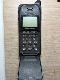 Motorola 8900 Dual Band MC2-41A11 (1)
