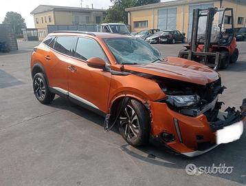 Peugeot 2008 1.2 Benzina 2020 Demolita - Ricambi