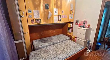 Armadio a ponte con doppio letto estraibile