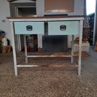 Banco da lavoro autocostruito 