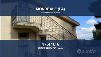 Immobile in asta di 147 m² con più di 5 locali a M