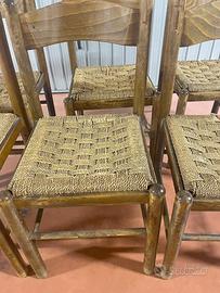 Sedie in legno rustiche