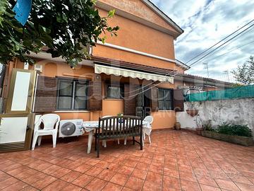 Appartamento Pomezia [Cod. rif 3291322VRG]