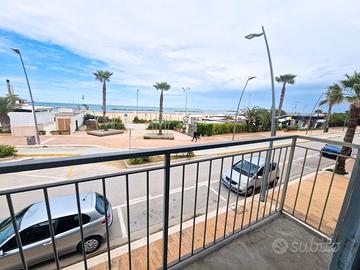 Appartamento frontemare fino a 6 ospiti