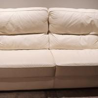 Divano in pelle colore bianco