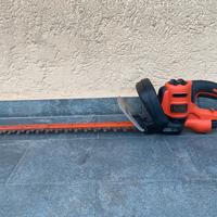 Tagliasiepe elettrico