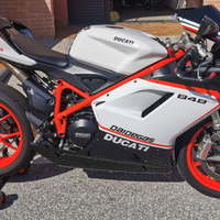 Ducati 848 evo 2011