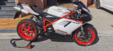 Ducati 848 evo 2011