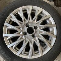Cerchi fiat 500 r15 2018 con gomme