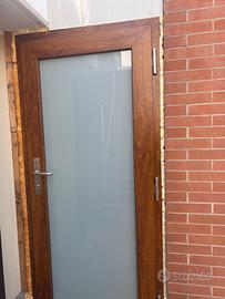 Portoncino da esterno in PVC