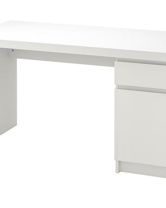 Scrivania malm  ikea