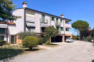 Ampio bicamere in palazzina riqualificata