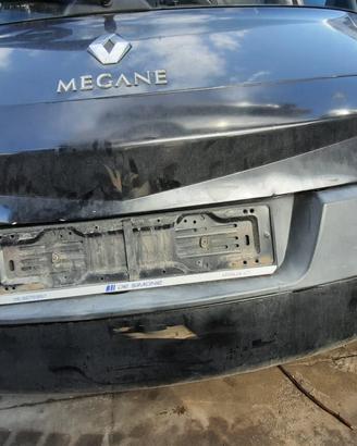 RENAULT MEGANE 2011 - PARAURTI POSTERIORE