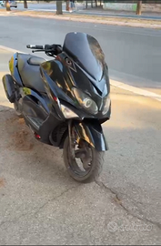 2004 - Yamaha T-Max 500