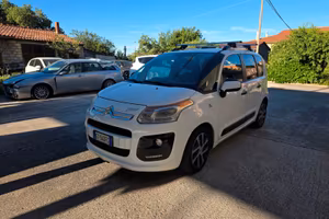 Citroen C3 Picasso 1.4 VTI GPL con MOTORE NUOVO