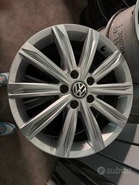 Cerchi volkswagen golf/touran/passat raggio17"