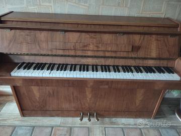 Pianoforte verticale