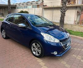 Peugeot 208 1.4 HDi 68 CV 3 porte Allure