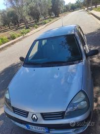 L'auto più iconica.. La Clio 2.
