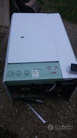 Caldaia Arca Dea Fast B 29 F con accumulo