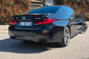 BMW M550i