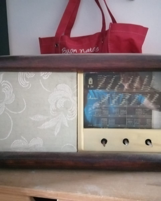 Radio vecchia