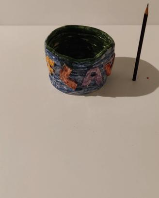 Contenitore artigianale in ceramica 